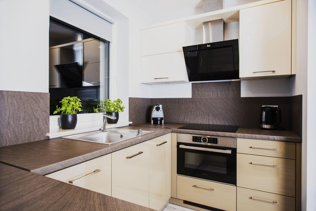 Holidays Home Apartamenty Chmielna Gdansk Luaran gambar
