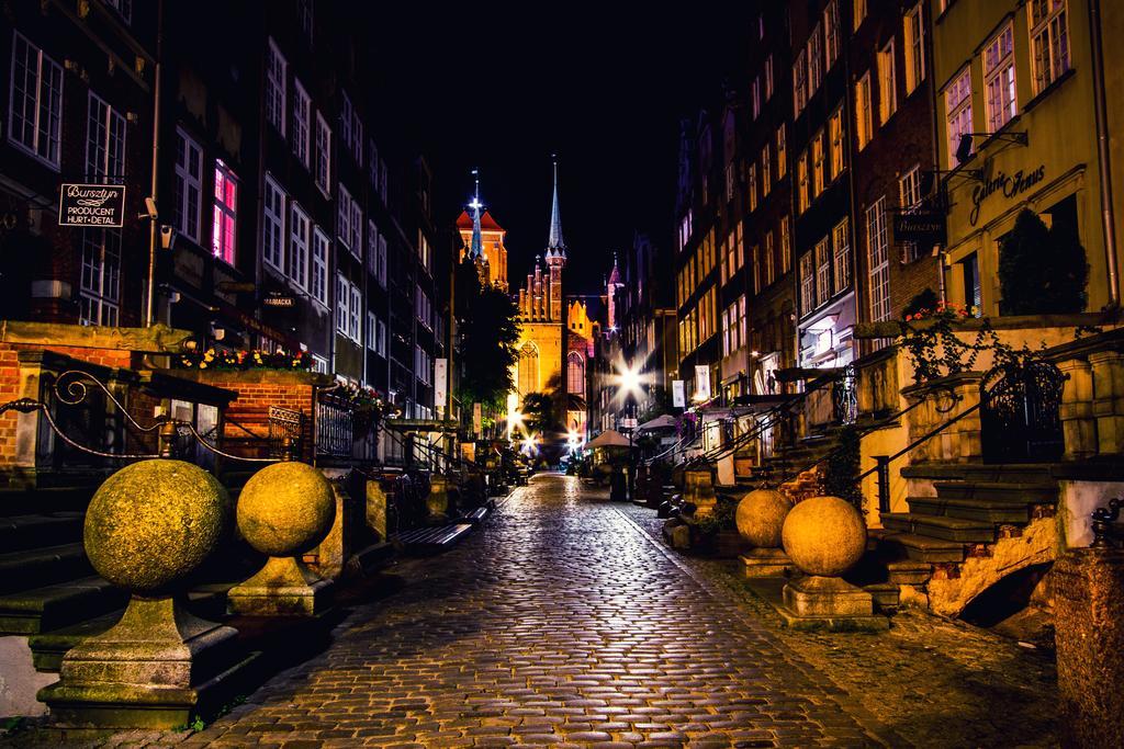 Holidays Home Apartamenty Chmielna Gdansk Luaran gambar