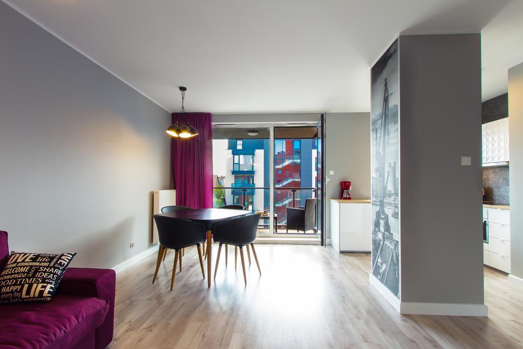 Holidays Home Apartamenty Chmielna Gdansk Luaran gambar
