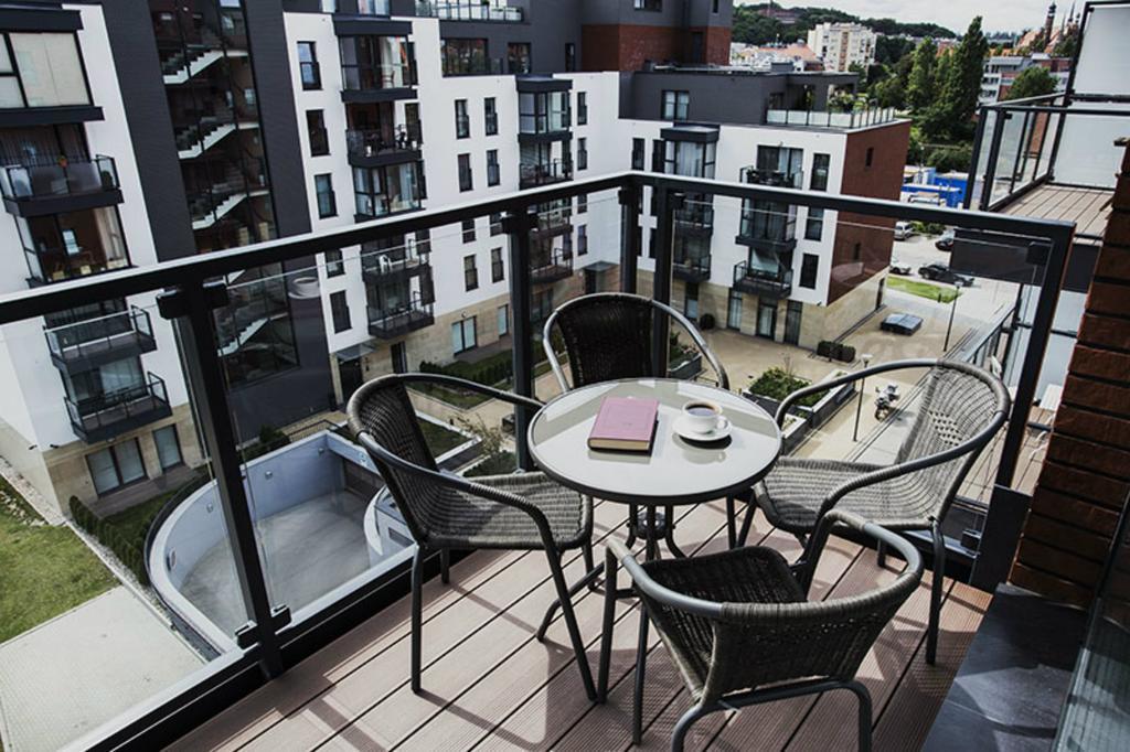 Holidays Home Apartamenty Chmielna Gdansk Luaran gambar